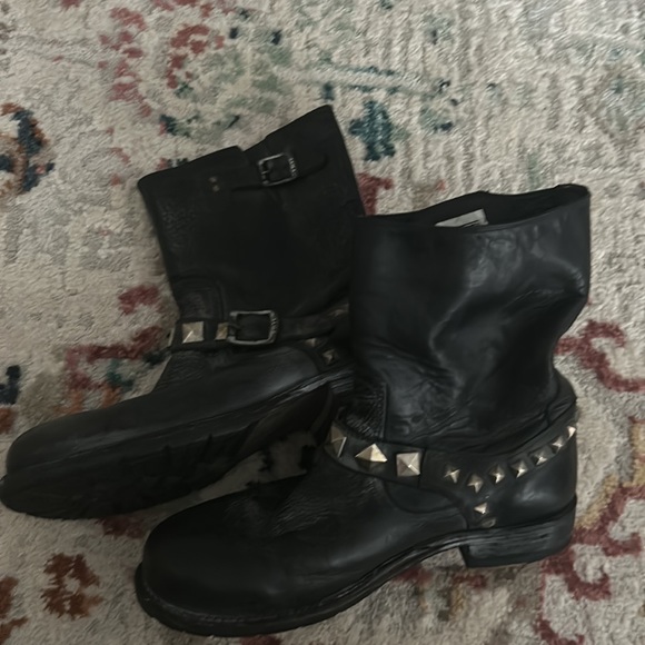 Womens Studded Frye Boots NEW - Picture 4 of 6